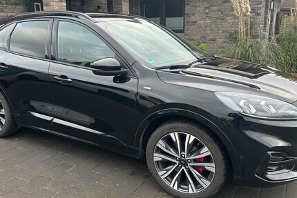 Ford Kuga 85.550 km 26.600 &euro; Oberndorf 21787