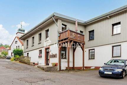 Charmantes MFH in gepflegtem Zustand mit 7 WE in attraktiver Lage von Schotten-Breungeshain 2 zimmer