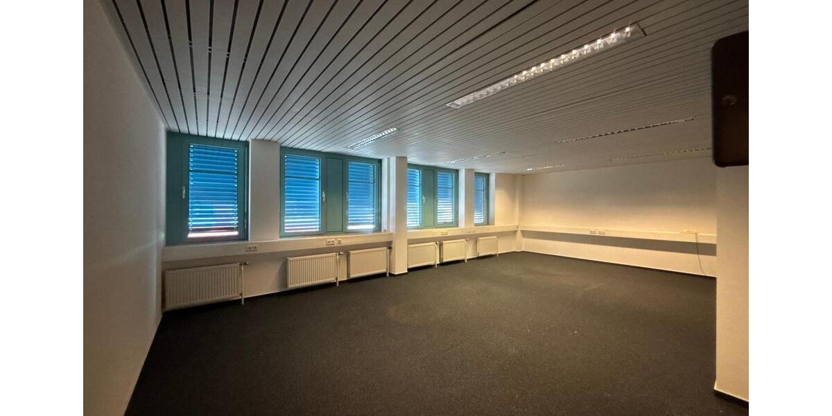 Gewerbeobjekt Cottbus Merzdorf - 7&euro; | Angebot:23503667