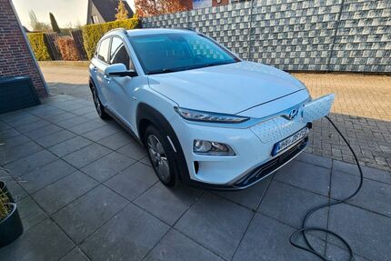 Hyundai KONA Elektro 47.000 km 15.999 &euro; Wilhelmshaven 26388