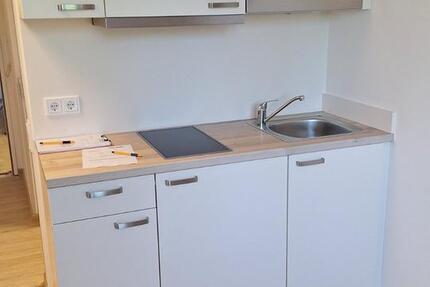 Wohnung Lützen - 1 Zimmer, 28 m&sup2;, 300&euro; | Angebot:24465364