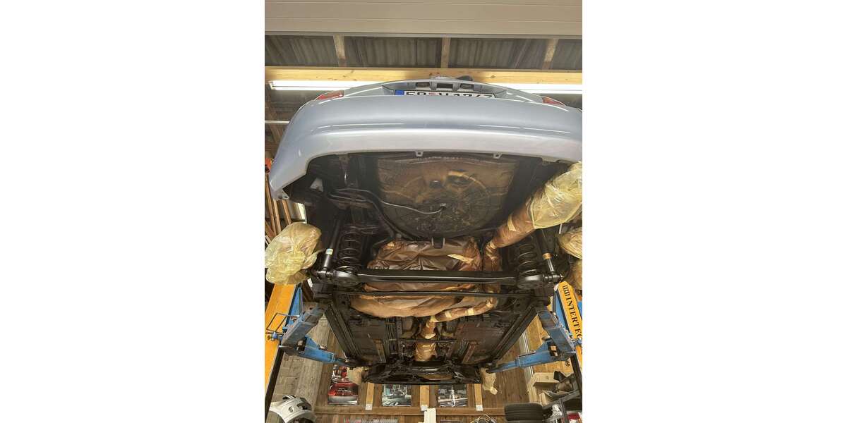 Toyota Auris 215.993 km 4.900 &euro; Erlangen 91052