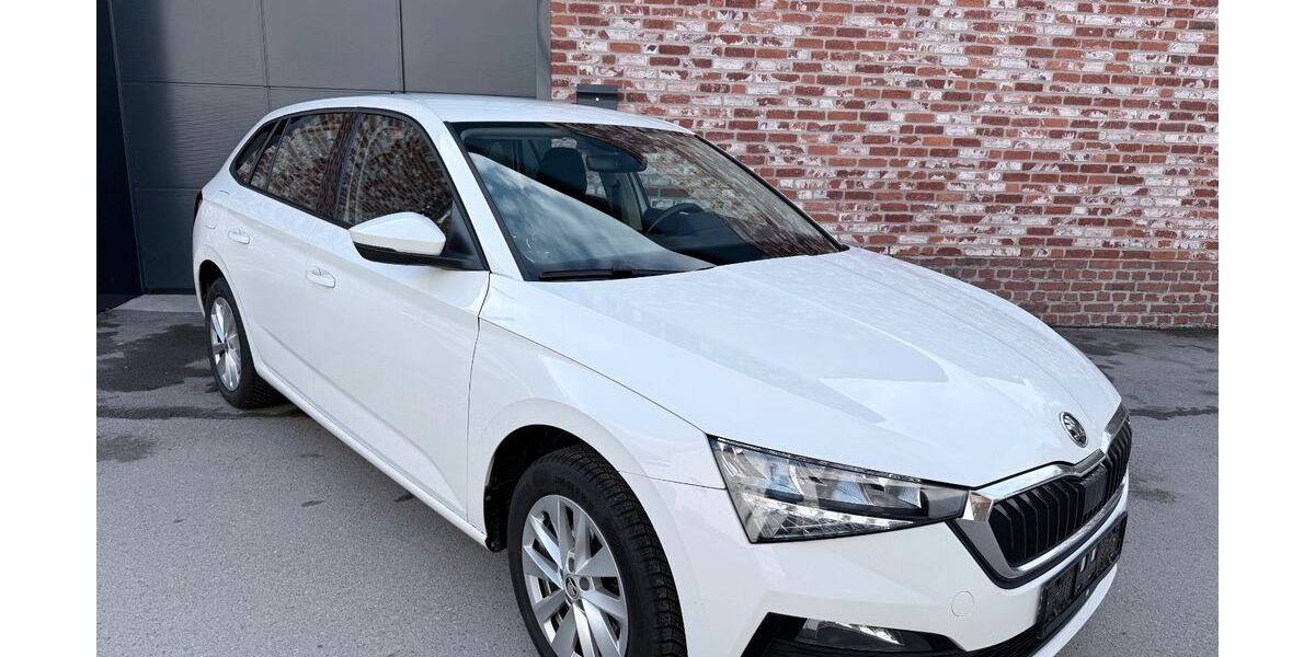 Skoda Scala 92.000 km 15.900 &euro; Essen 45219