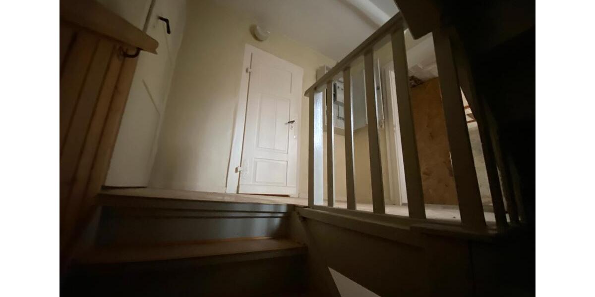 Einfamilienhaus Frohburg - 6 Zimmer, 110 m&sup2;, 49.000&euro; | Angebot:27084789