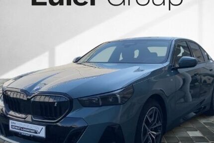 BMW i5 29.524 km 62.490 &euro; Frankfurt 60314