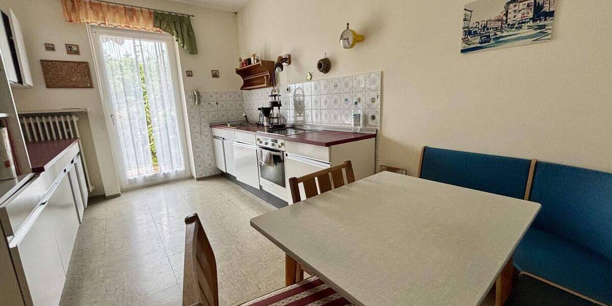 Mehrfamilienhaus, Wohnhaus Pfreimd - 7 Zimmer, 200 m&sup2;, 398.000&euro; | Angebot:25731600