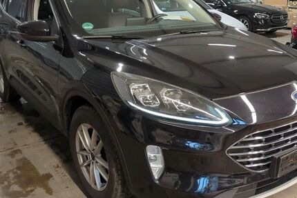 Ford Kuga 188.000 km 10.999 &euro; Ditzingen 71254