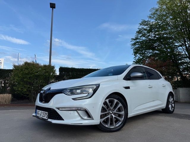 Renault Megane 145.000 km 13.490 &euro; Köln 50939