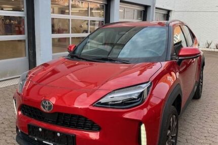 Toyota Yaris Cross 2.200 km 23.970 &euro; Kiel 24109