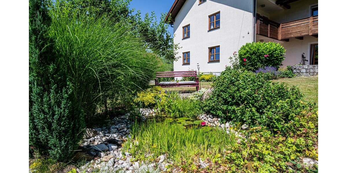 Top gepflegtes Ein- bis Zweifamilienhaus im Landhausstil in absolut ruhiger Lage - Einfamilienhaus Willmering / Geigen Geigen | Angebot:24605759