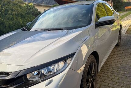 Honda Civic 78.000 km 15.500 &euro; Schirgiswalde 02681