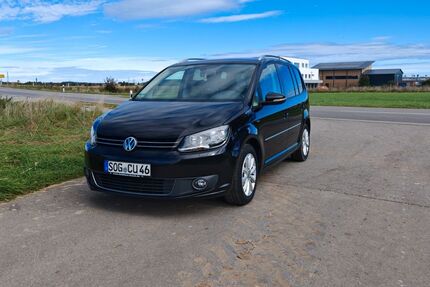 VW Touran 207.000 km 8.490 € Schongau 86956