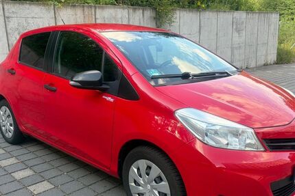 Toyota Yaris 131.100 km 6.899 &euro; Hoppstädten-Weiersbach 55768