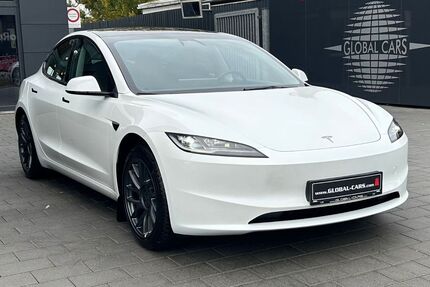 Tesla Model 3 19.400 km 36.885 € Hamburg 22453