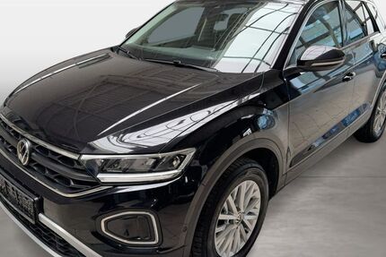 VW T-Roc 70.483 km 22.480 &euro; Frankfurt am Main 60528