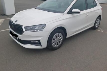 Skoda Fabia 20.150 km 15.250 &euro; Herzogenaurach 91074