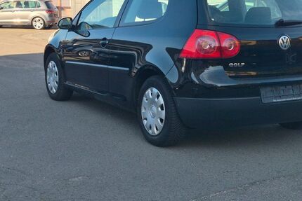 VW Golf 197.000 km 2.100 &euro; Lampertheim 68623