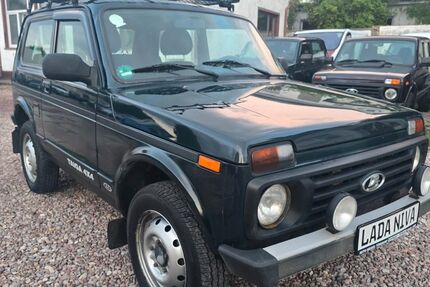 Lada Taiga 103.000 km 9.300 &euro; Waltershausen 99880