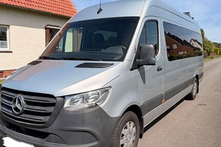 Mercedes-Benz Sprinter 148.000 km 26.999 &euro; Minden 32429