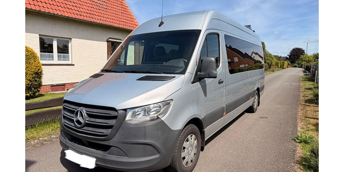 Mercedes-Benz Sprinter 148.000 km 26.999 &euro; Minden 32429