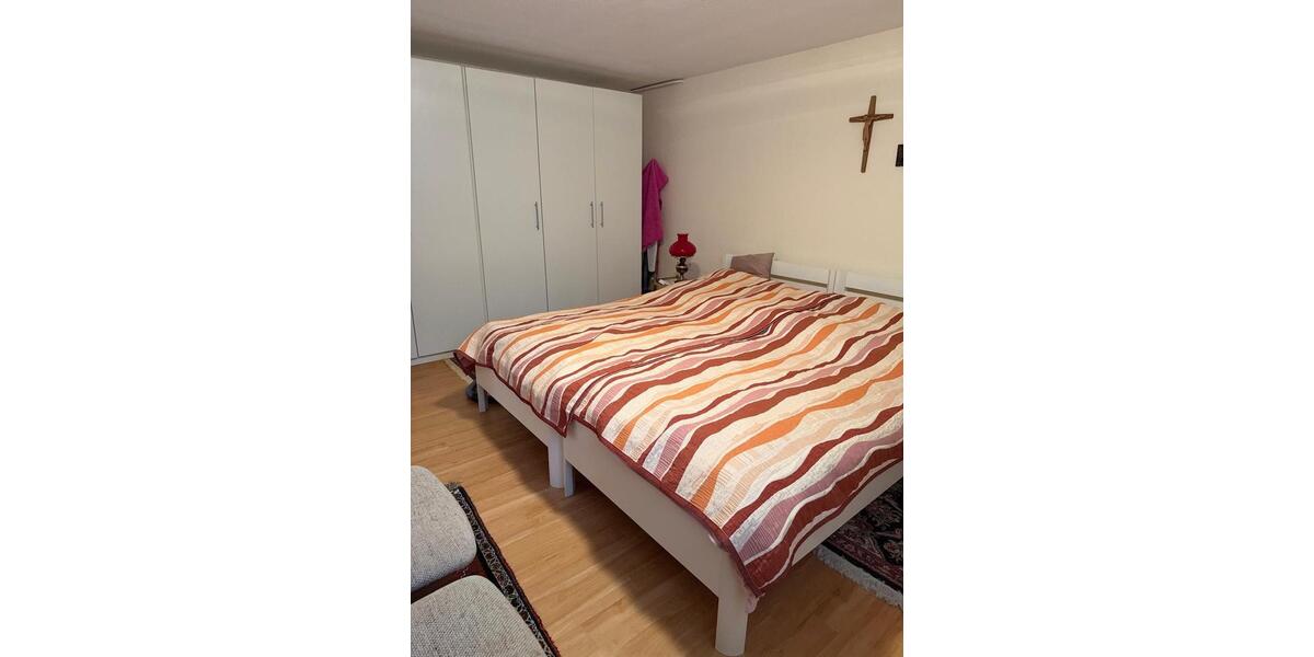 Etagenwohnung Schloß Holte-Stukenbrock Stukenbrock - 5 Zimmer, 150 m&sup2;, 1.650&euro; | Angebot:25416098