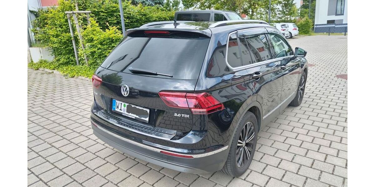 VW Tiguan 86.000 km 21.100 € Wiesbaden 65199