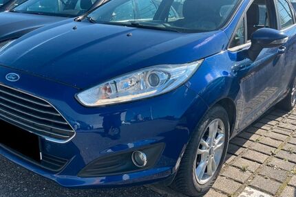 Ford Fiesta 90.550 km 7.940 &euro; Willmering 93497