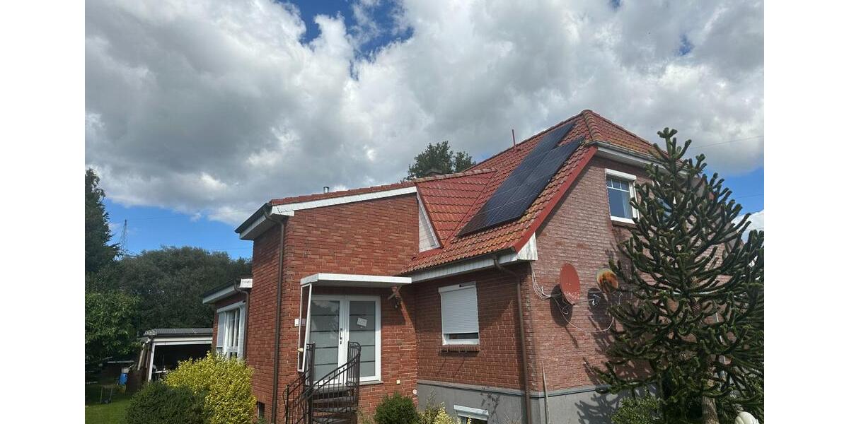 4-Raum-Dachgeschosswohnung-105 m²-ohne Maklercoutage ! 4 zimmer