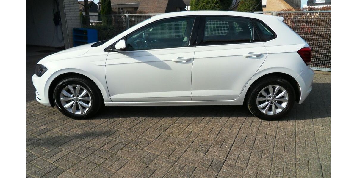 VW Polo 91.000 km 11.680 &euro; Erwitte 59597