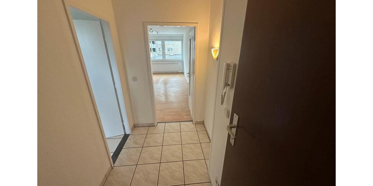Eigentumswohnung von Privat, 3-Zimmer, zentrale Lage 3 zimmer
