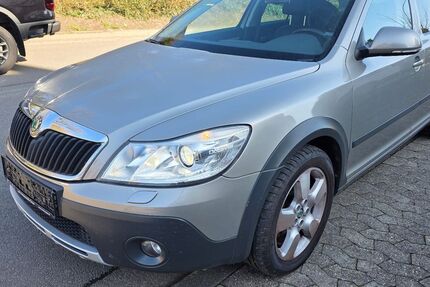 Skoda Octavia 217.000 km 5.200 &euro; Saarbrücken - Burbach 66115