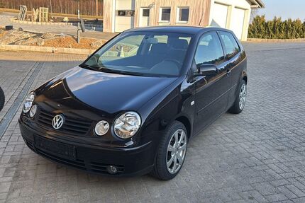 VW Polo 69.800 km 6.990 &euro; Spiegelau 94518