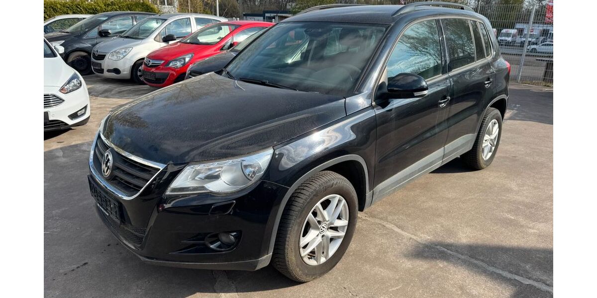 VW Tiguan 157.000 km 3.950 € Detmold 32758