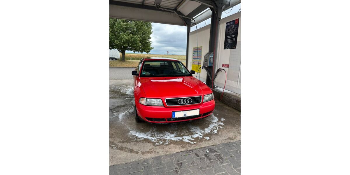 Audi A4 203.500 km 2.300 &euro; Biedenkopf Wallau 35216