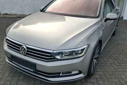 VW Passat 95.100 km 17.700 € Hamm 59067