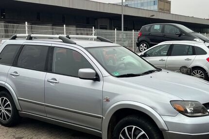 Mitsubishi Outlander 127.656 km 2.599 &euro; Nürnberg 90439