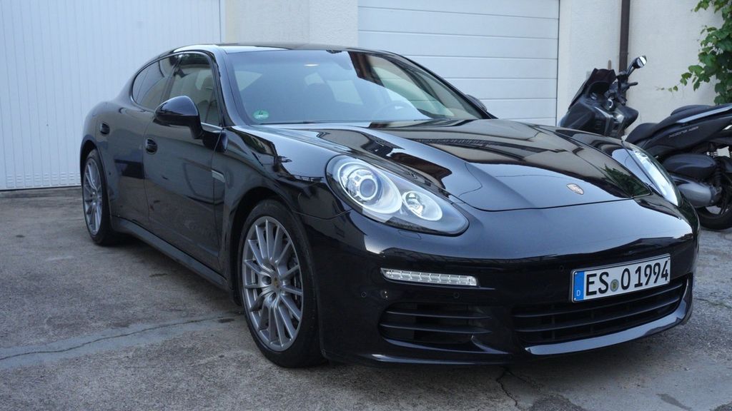 Porsche Panamera 220.000 km 32.950 &euro; Ostfildern 73760