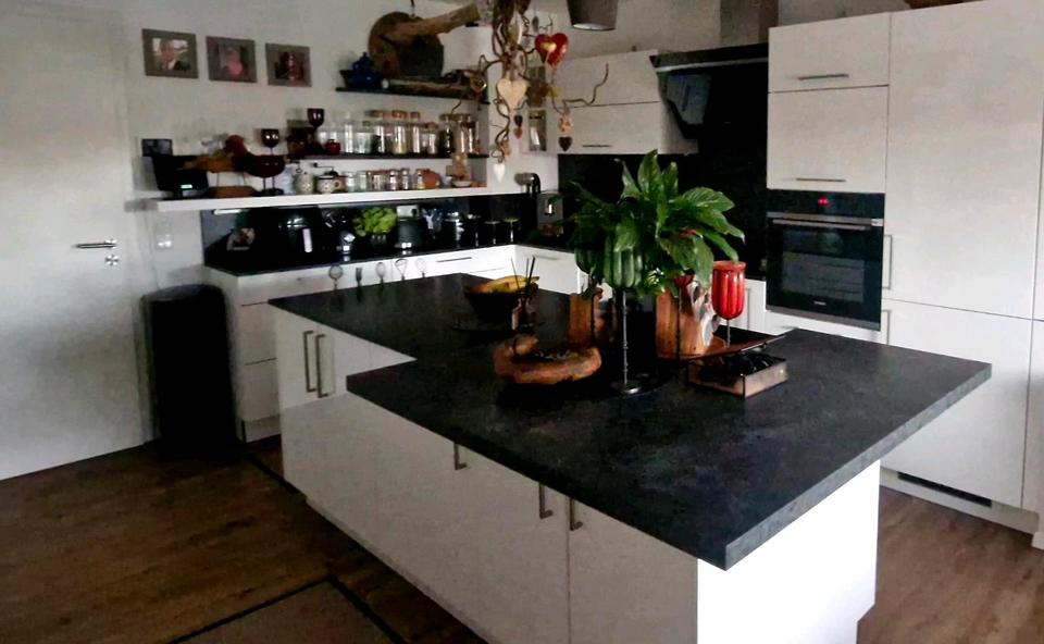 Einfamilienhaus Hengersberg - 2.5 Zimmer, 85 m&sup2;, 980&euro; | Angebot:26613635