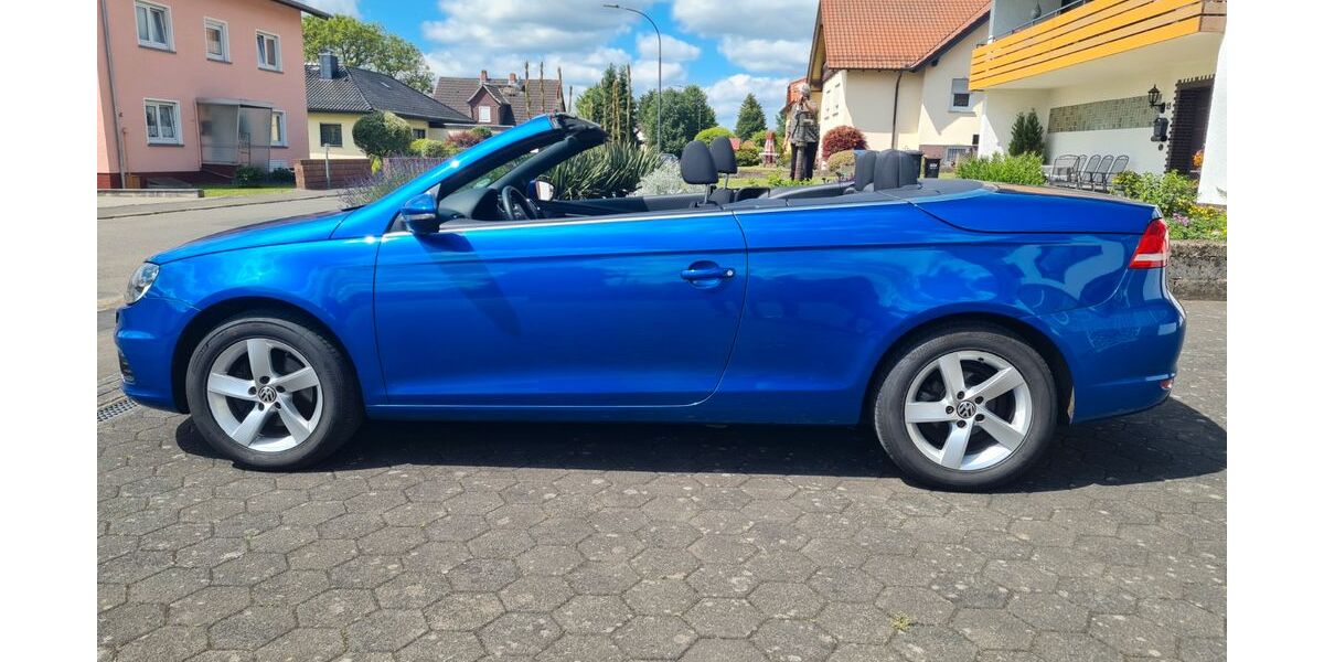 VW Eos 136.000 km 6.690 &euro; Gemünden 35329