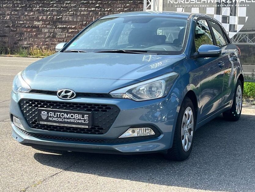 i20
