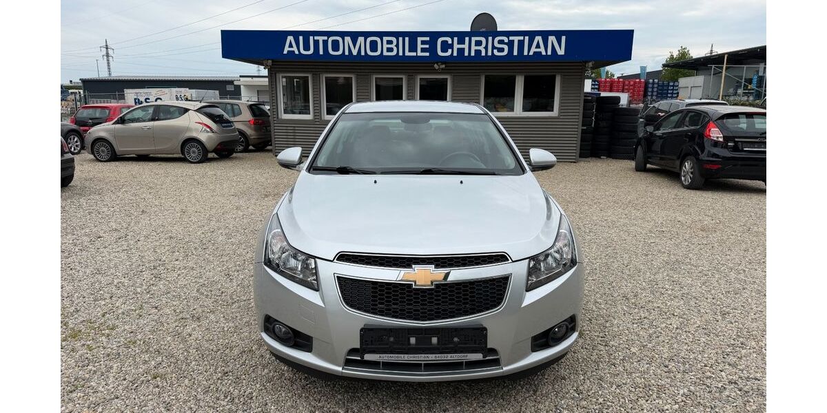 Chevrolet Cruze 141.120 km 4.890 &euro; Altdorf (bei Landshut) 84032