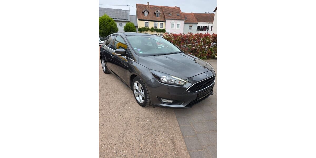 Ford Focus 177.000 km 5.100 &euro; Saarlouis 66740