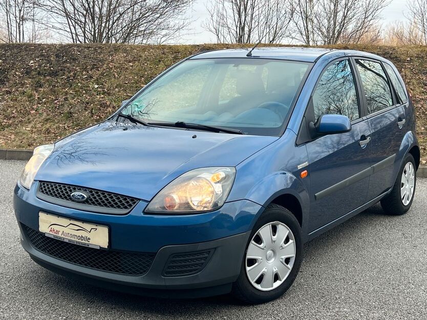 Ford Fiesta 130.000 km 2.990 € München 81243