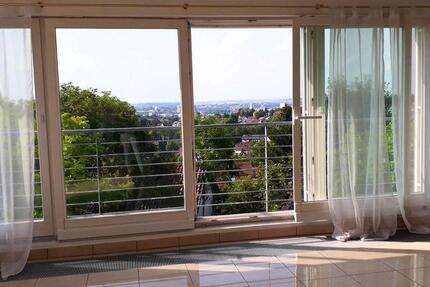 Penthouse-Wohnung mit großzügiger Dachterrasse und traumhaften Blick über Heilbronn 4 zimmer