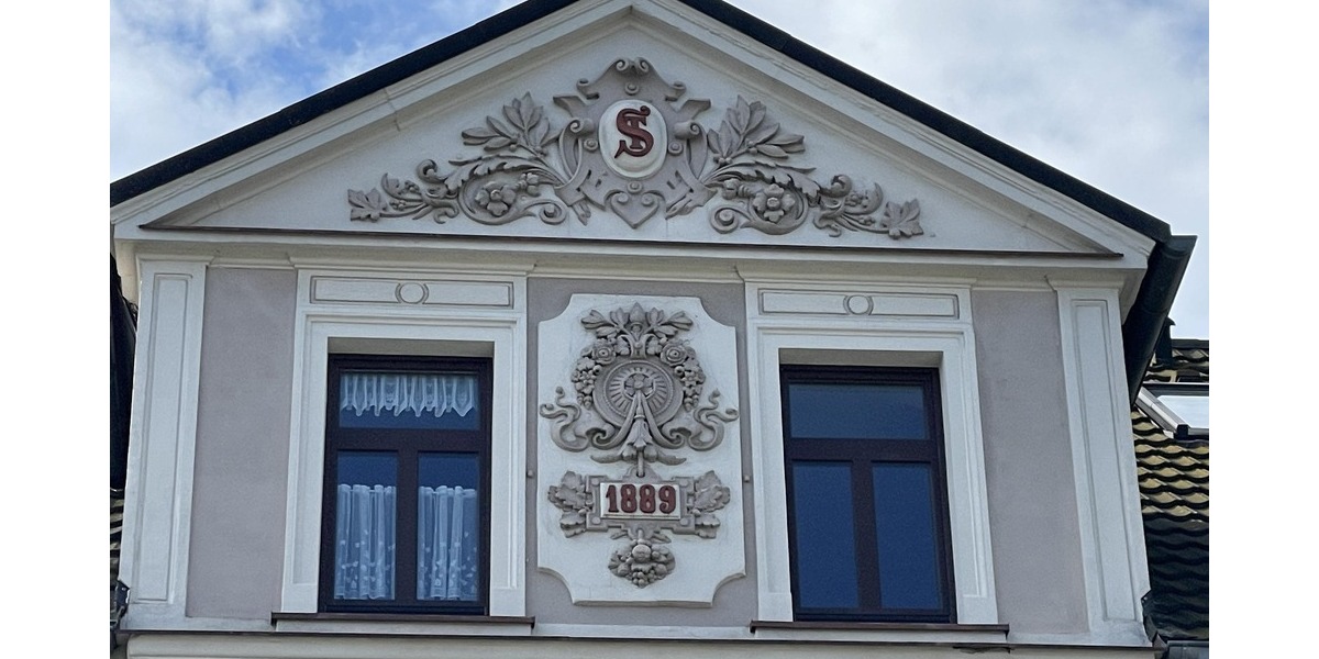 Zur Selbstnutzung und Anlage! Jetzt 4 von 6 Wohnungen zu verkaufen - mit Garagen und Stellplätzen! - Etagenwohnung Bärenstein | Angebot:26003488
