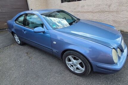 Mercedes CLK 320