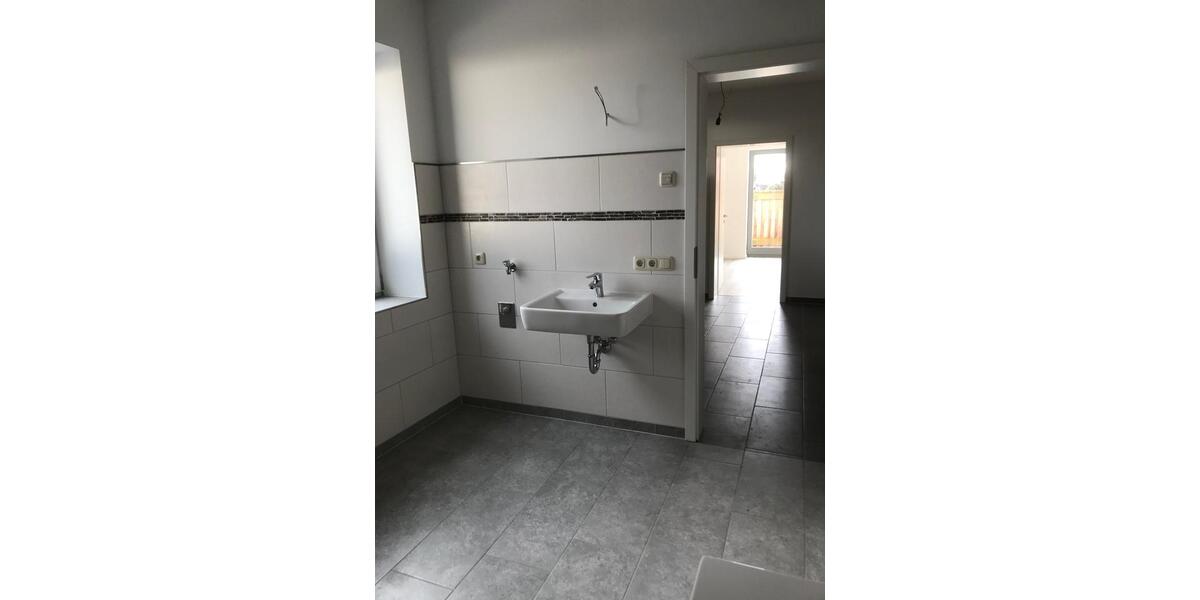 Erdgeschoßwohnung Amt Neuhaus - 3 Zimmer, 72 m&sup2;, 760&euro; | Angebot:26041121