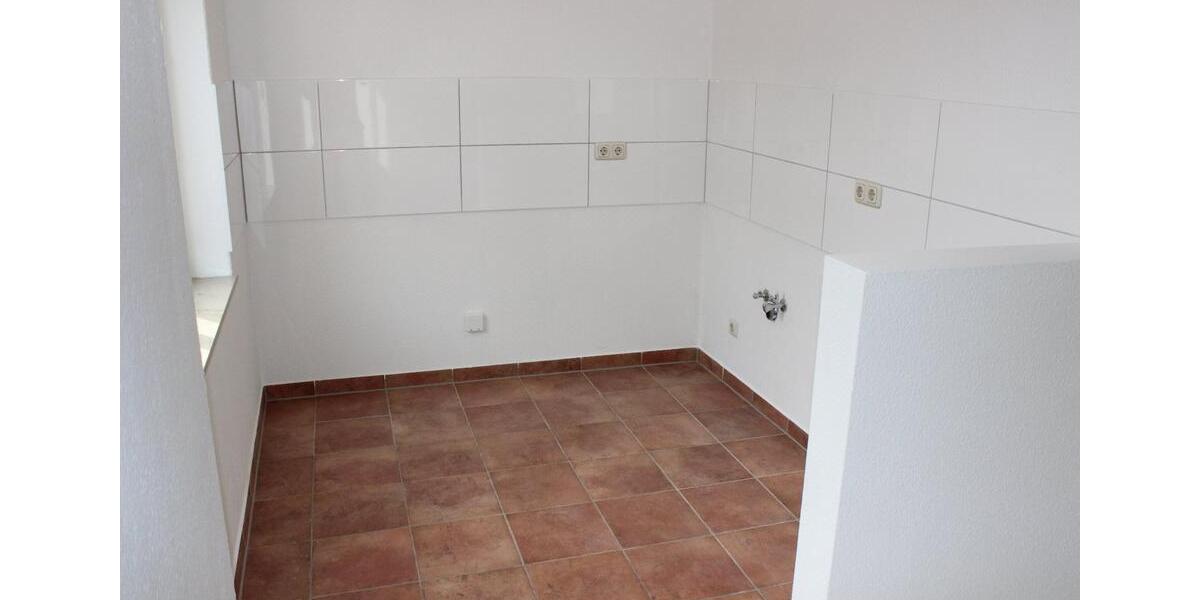 Etagenwohnung Döbeln - 2 Zimmer, 47 m&sup2;, 300&euro; | Angebot:25992549