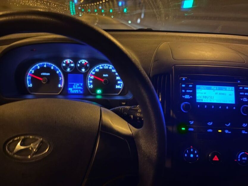 i30