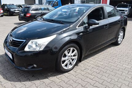 Toyota Avensis 227.000 km 5.999 &euro; Niederfüllbach 96489
